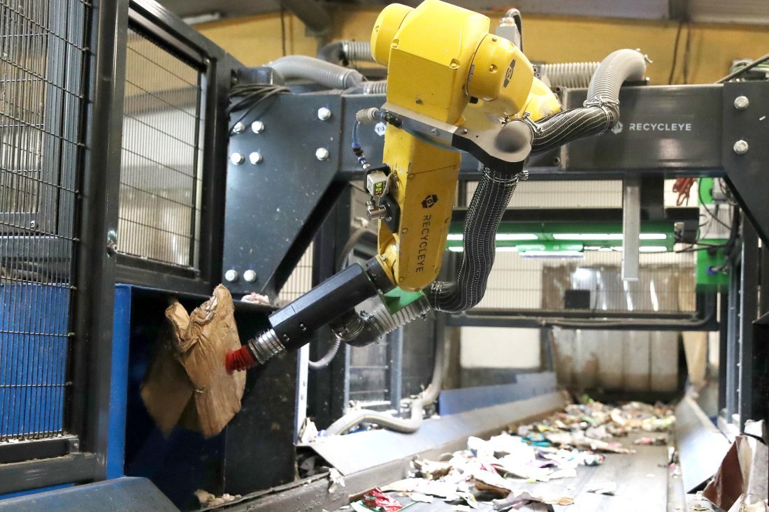 FANUC’un geri dönüşümde kullandığı yapay zekada iş ortağı Recycleye